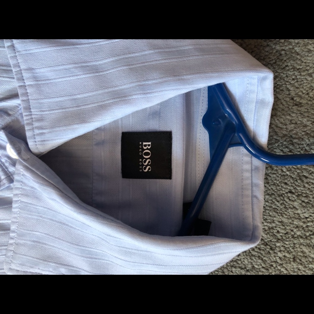 Mens shirt.  Like new